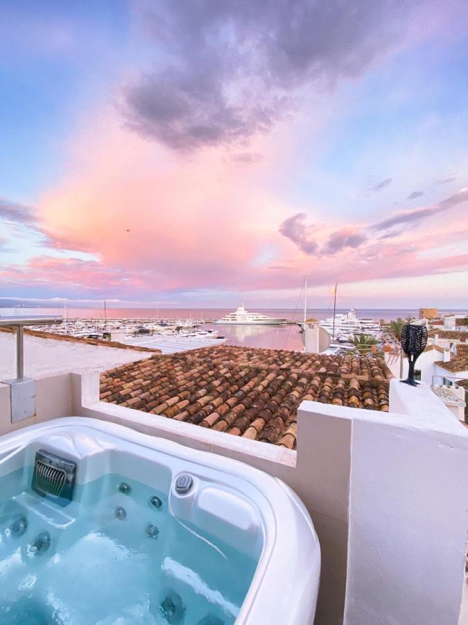 Atico Puerto Banus, Appartamento